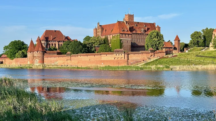On the Trail of Teutonic Order Castles in Northern Poland